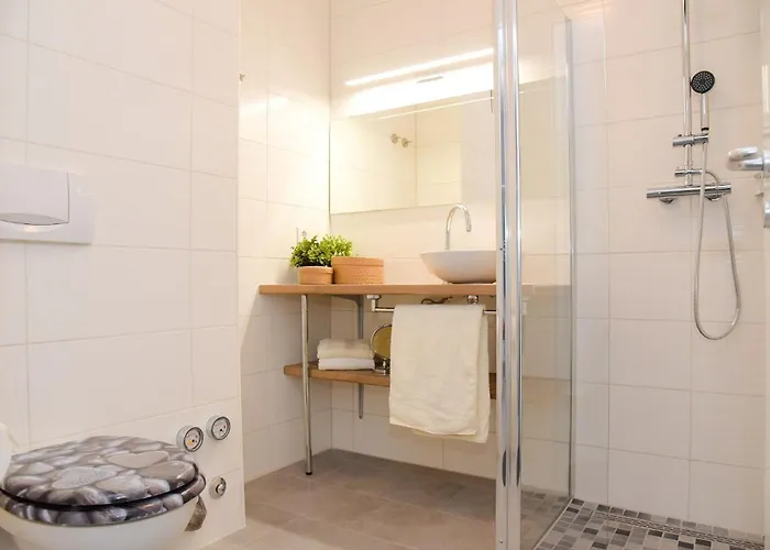 Апартаменты Am Seeufer 59 1 *