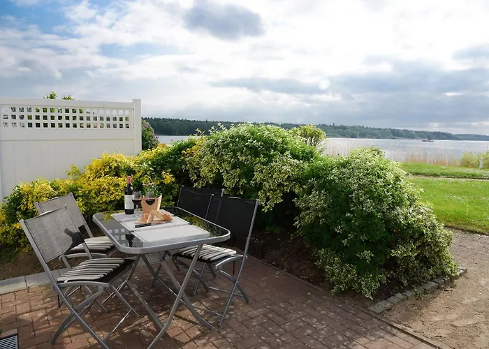 Am Seeufer 59 1 Апартаменты *